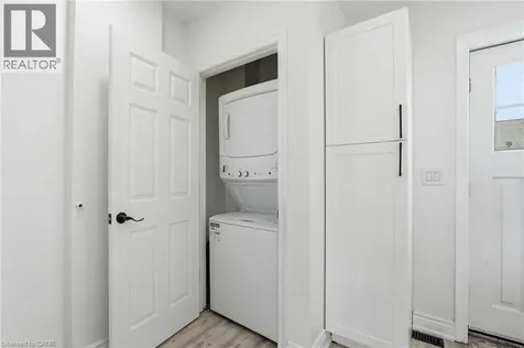 73 Gertrude Street Hamilton ON L8L 4B7
