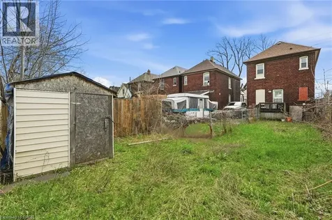 73 Gertrude Street Hamilton ON L8L 4B7