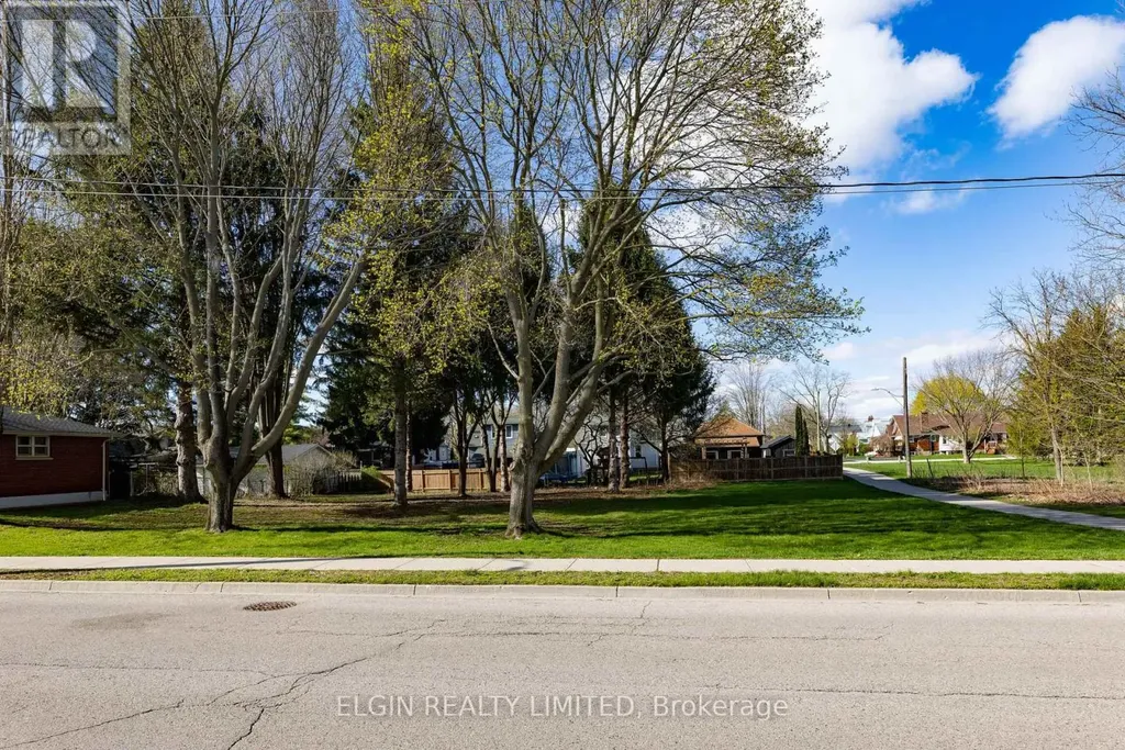 94 Chestnut Street St. Thomas ON N5R 2A9