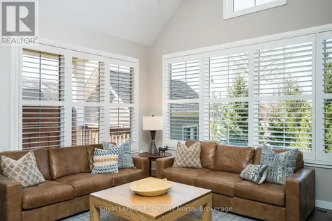 348 Yellow Birch Crescent Blue Mountains ON L9Y 0Y5