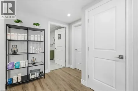 19 King Street West Stoney Creek ON L8G 1H1