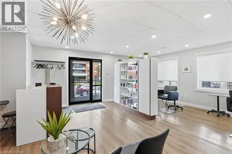 19 King Street West Stoney Creek ON L8G 1H1