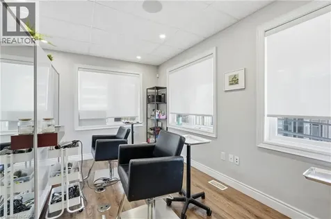 19 King Street West Stoney Creek ON L8G 1H1