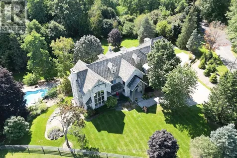 2376 8 Sideroad Burlington ON L7P 0E6