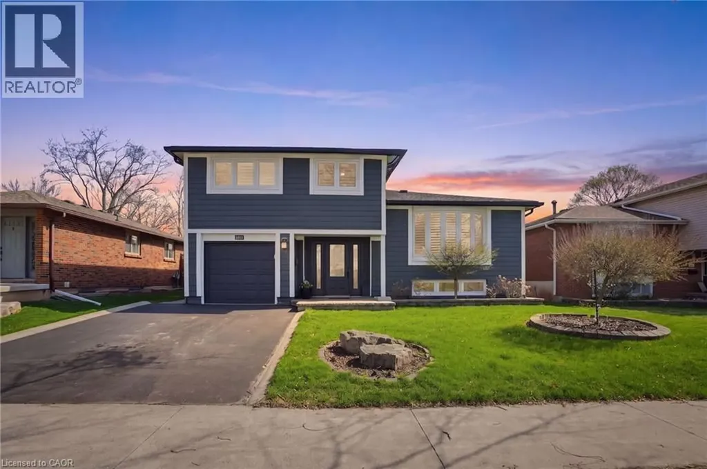 663 Mullin Way Burlington ON L7L 4J6