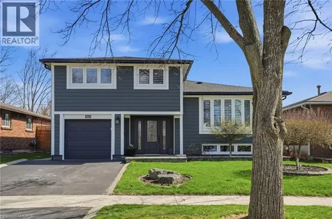 663 Mullin Way Burlington ON L7L 4J6