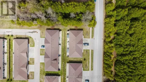 221 Grenville Street South Saugeen Shores ON N0H 2L0