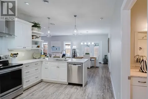 221 Grenville Street South Saugeen Shores ON N0H 2L0
