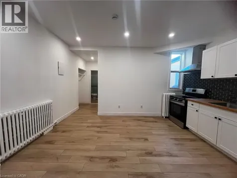 804 St Clair Avenue West Toronto ON M6C 1B6