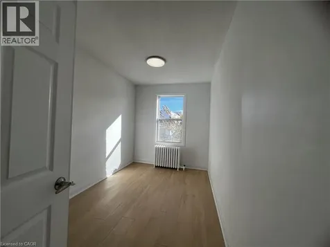 804 St Clair Avenue West Toronto ON M6C 1B6