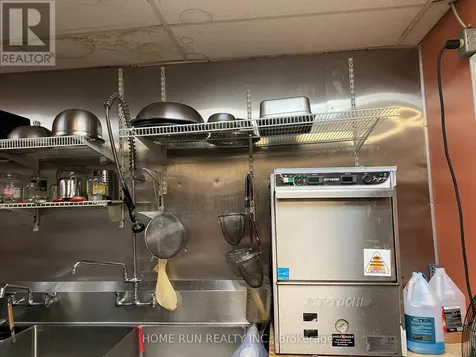 174 Colonnade Road Ottawa ON K2E 7J5