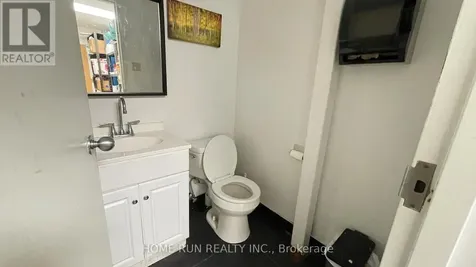 174 Colonnade Road Ottawa ON K2E 7J5