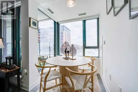 120 Eagle Rock Way Vaughan ON L6A 5C2