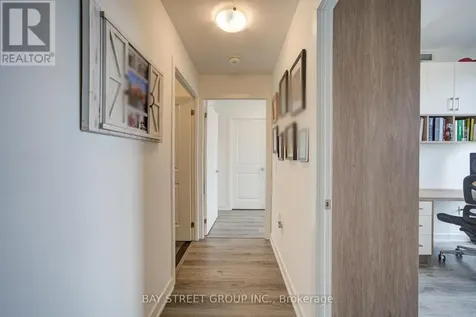 120 Eagle Rock Way Vaughan ON L6A 5C2