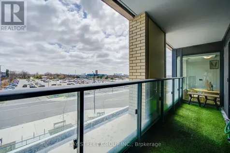 120 Eagle Rock Way Vaughan ON L6A 5C2