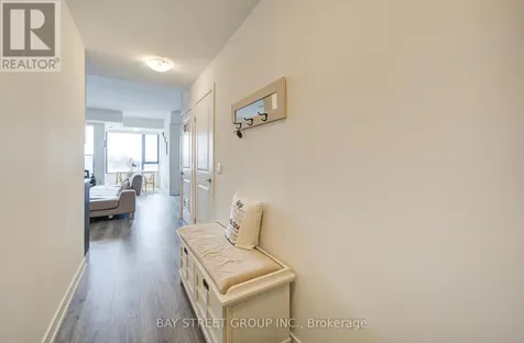 120 Eagle Rock Way Vaughan ON L6A 5C2