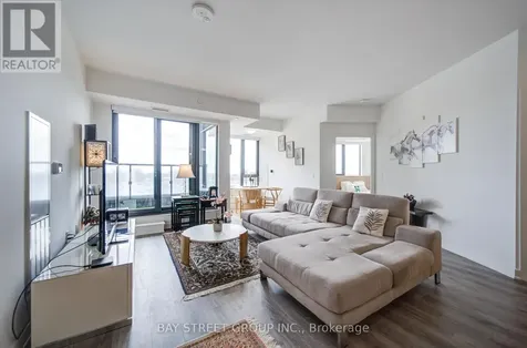 120 Eagle Rock Way Vaughan ON L6A 5C2