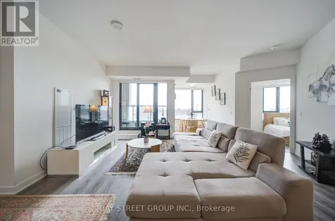 120 Eagle Rock Way Vaughan ON L6A 5C2