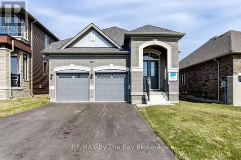 15 Sun Valley Avenue Wasaga Beach ON L9Z 0N6