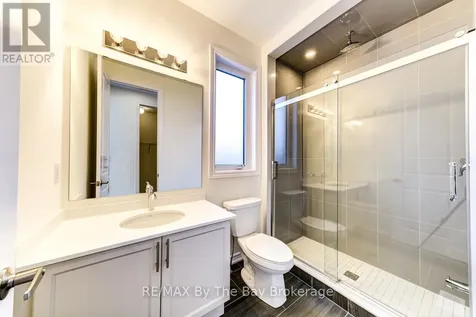 15 Sun Valley Avenue Wasaga Beach ON L9Z 0N6