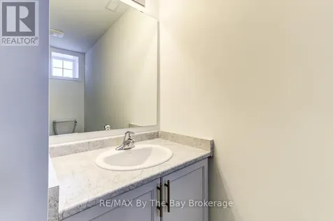 15 Sun Valley Avenue Wasaga Beach ON L9Z 0N6