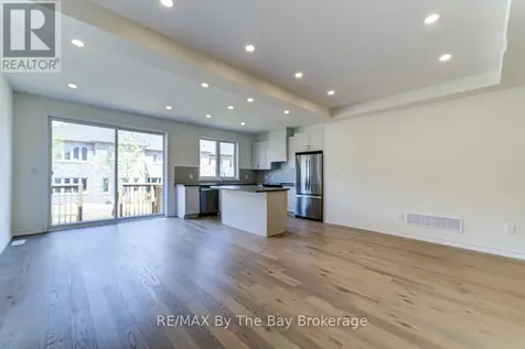 15 Sun Valley Avenue Wasaga Beach ON L9Z 0N6