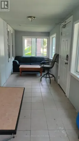 739 Campbell Avenue Windsor ON N9B 2H6