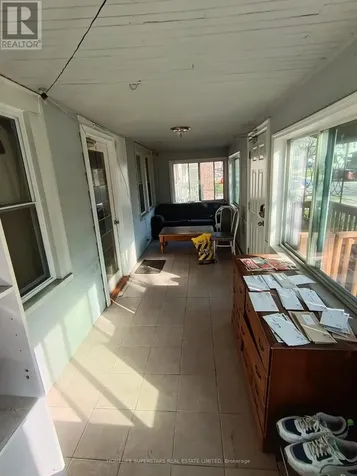 739 Campbell Avenue Windsor ON N9B 2H6