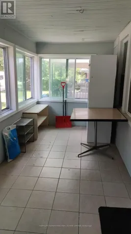 739 Campbell Avenue Windsor ON N9B 2H6