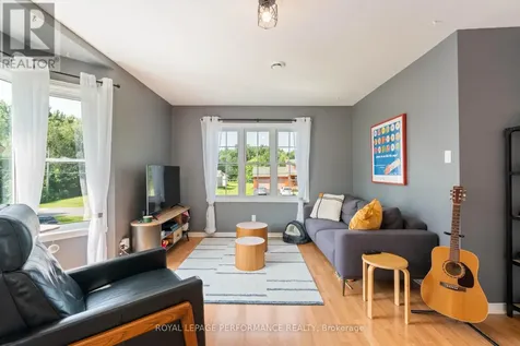 6123 Macbain Street South Glengarry ON K0C 1E0