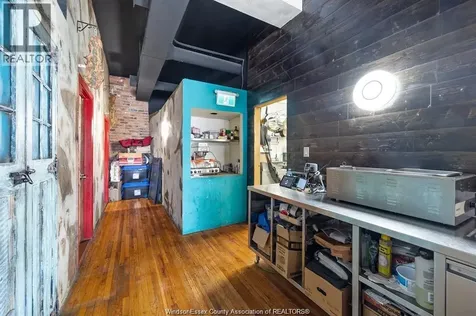 914 Erie Street East Windsor ON N9A 3Y8