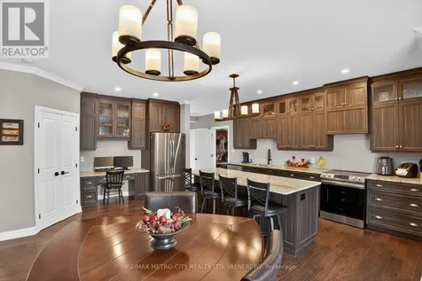 19 Pallen Road Horton ON K7V 3Z8