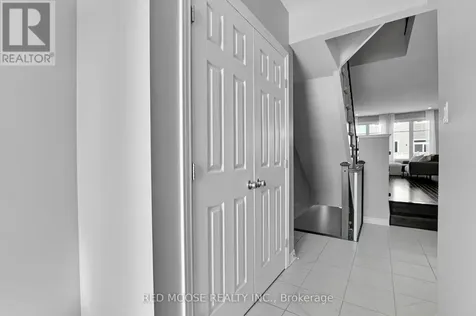 730 Sora Way Ottawa ON K1T 0R3
