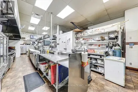 20215 Woodbine Avenue East Gwillimbury ON L0G 1R0