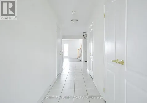 18 Foley Crescent Collingwood ON L9Y 3B7