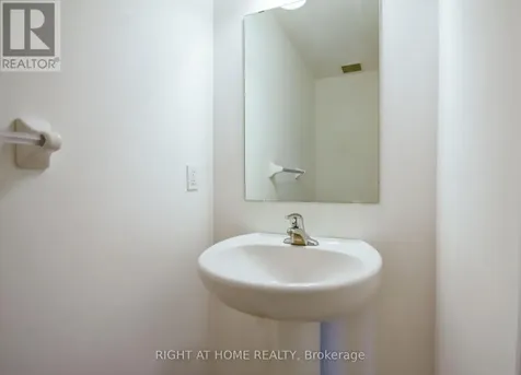 18 Foley Crescent Collingwood ON L9Y 3B7