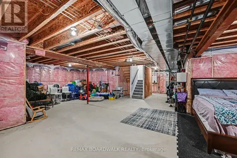 160 Hybrid Street Russell ON K0A 1W0