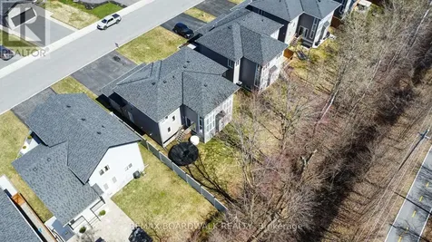 160 Hybrid Street Russell ON K0A 1W0