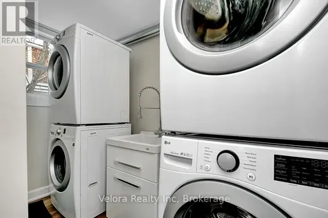 301 Zephyr Avenue Ottawa ON K2B 5Z7