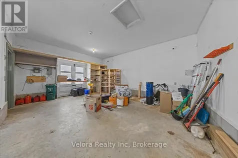 301 Zephyr Avenue Ottawa ON K2B 5Z7