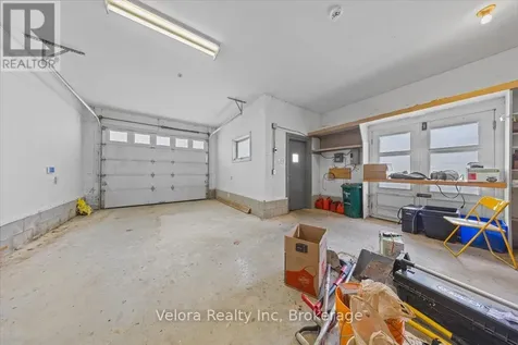 301 Zephyr Avenue Ottawa ON K2B 5Z7