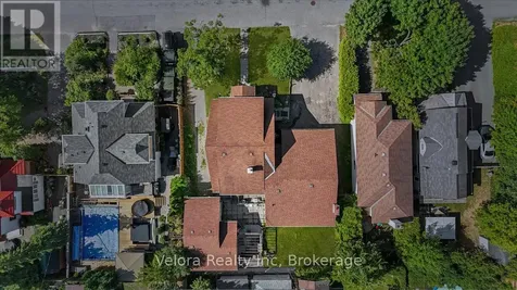 301 Zephyr Avenue Ottawa ON K2B 5Z7