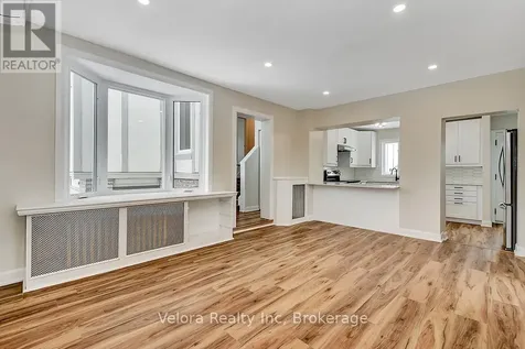 301 Zephyr Avenue Ottawa ON K2B 5Z7