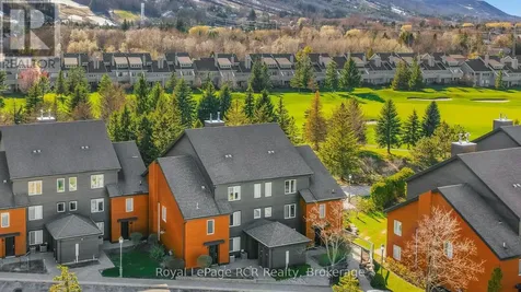110 Fairway Court Blue Mountains ON L9Y 0P8