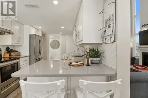 110 Fairway Court Blue Mountains ON L9Y 0P8
