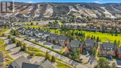 110 Fairway Court Blue Mountains ON L9Y 0P8