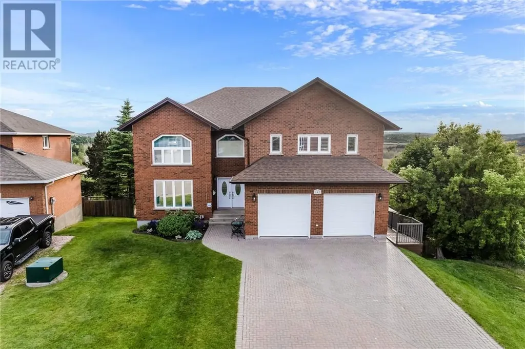 147 Forestdale Drive Sudbury ON P3A 5X3