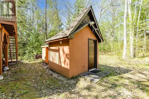 56 Birch Trail Wasaga Beach ON L9Z 2S1