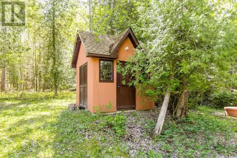 56 Birch Trail Wasaga Beach ON L9Z 2S1
