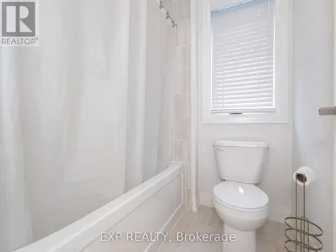 14 Longworth Avenue Richmond Hill ON L4E 1J1